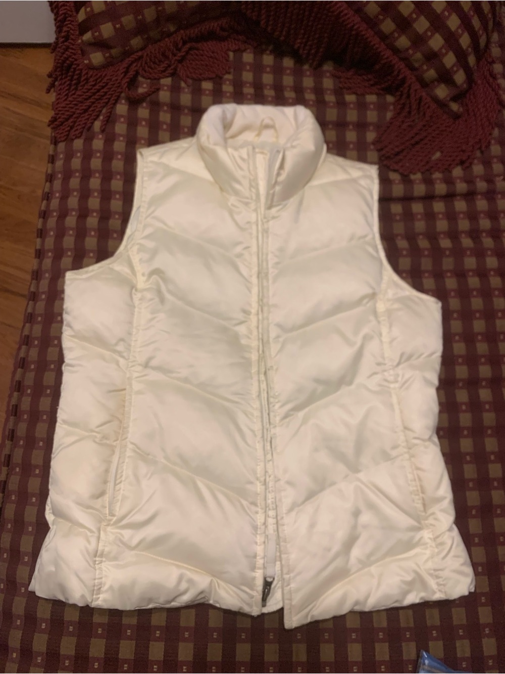 Eddie Bauer Ivory Quilted Puffer Vest